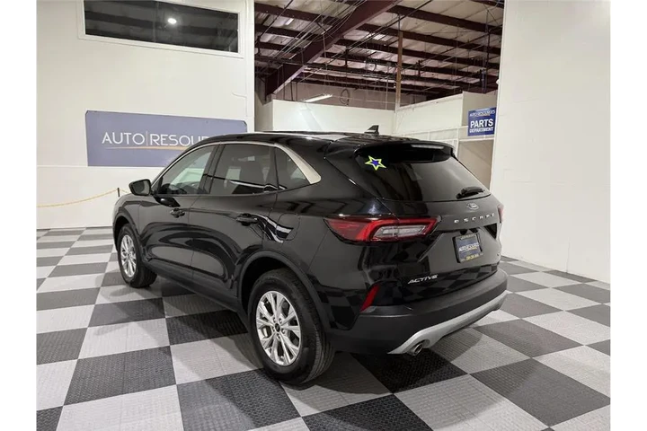 $23299 : Escape 2024 image 6