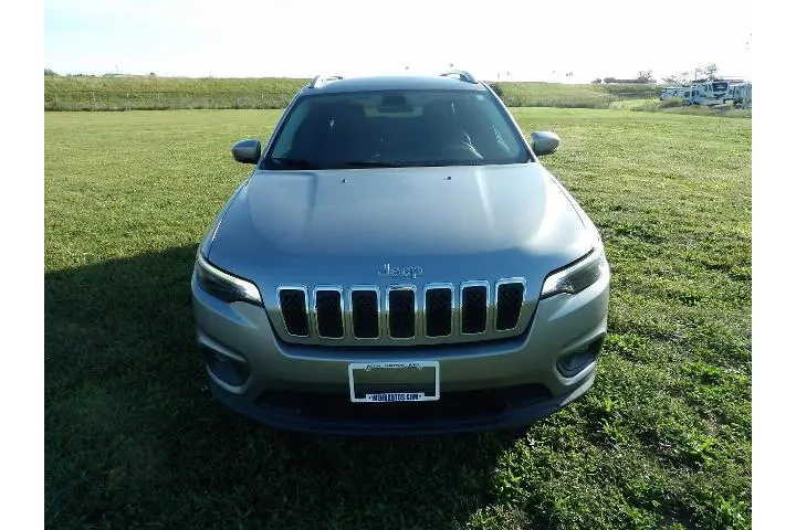 Jeep Cherokee 2020 Latitude image 4