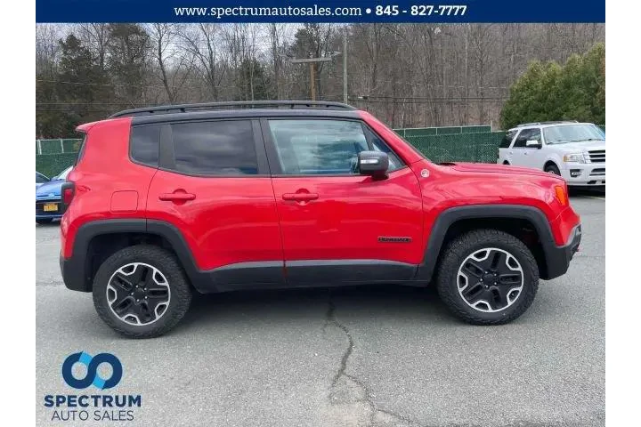 $11590 : Jeep Renegade 2017 4x4 Trail image 5