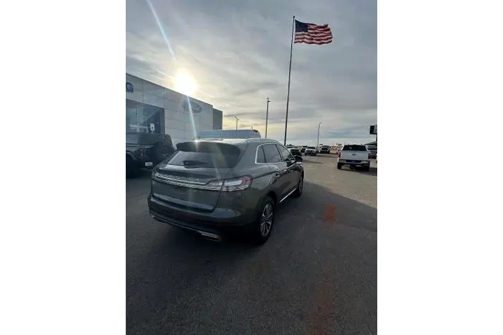 $30580 : Lincoln Nautilus 2022 Reserv image 8