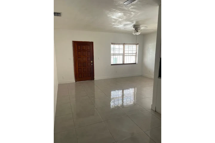 $800 : DÚPLEX DULCE !!! image 2