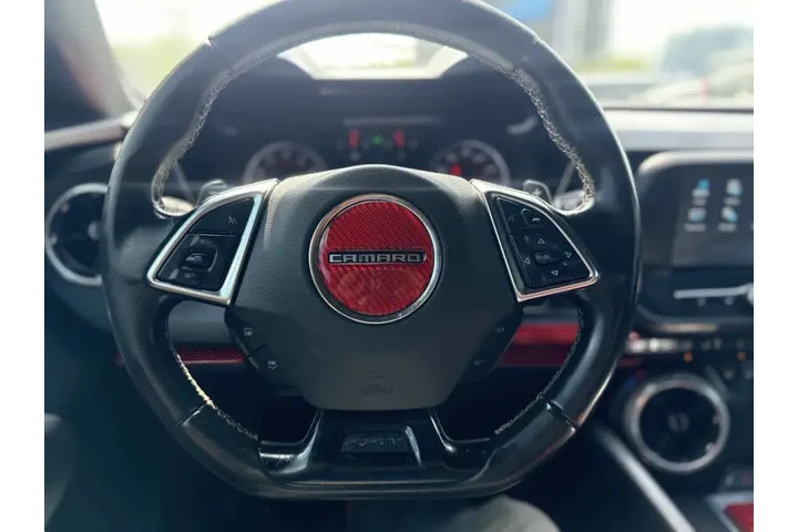 $16725 : 2017 Camaro LT image 10