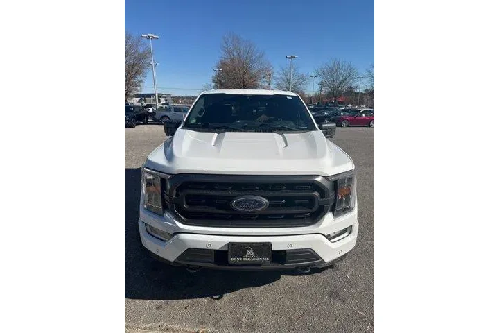 $26580 : Ford F-150 2021 4x4 XLT 4dr image 1