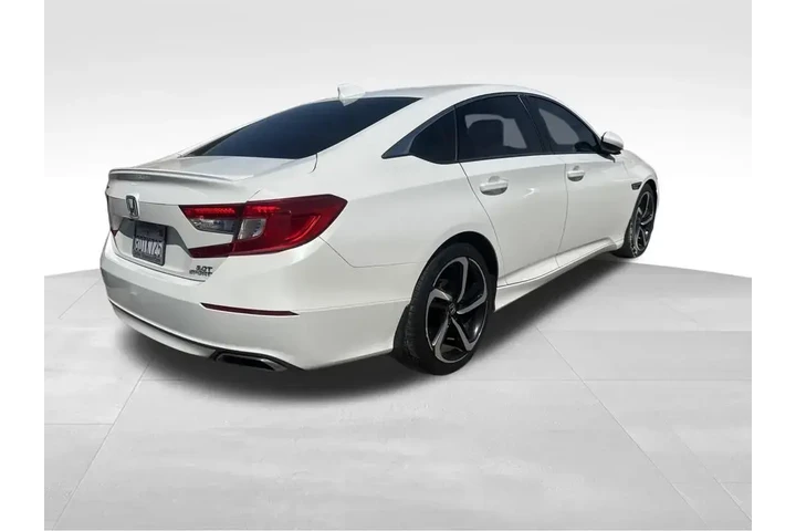 $17287 : Honda Accord 2018 Sport 4dr image 3