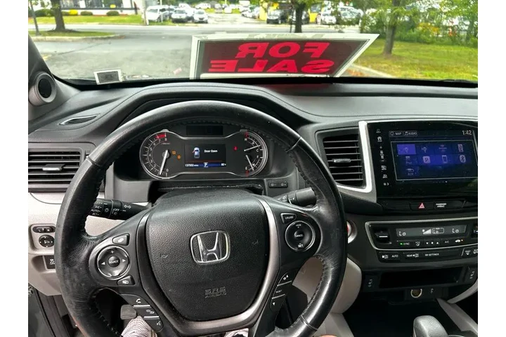 $16995 : 2018 Ridgeline RTL-T AWD image 9