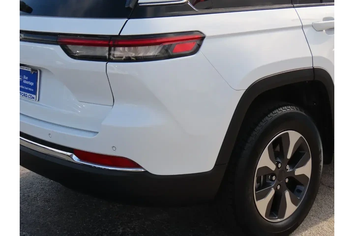 $26999 : Jeep Grand Cherokee 2022 4x4 image 10