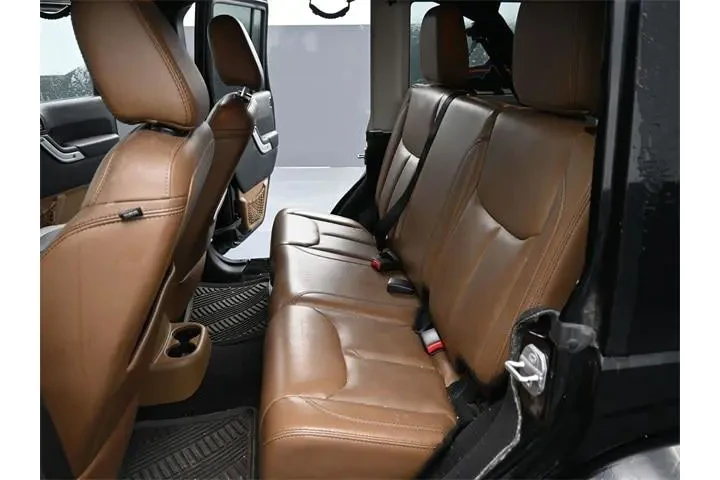 $14878 : Jeep Wrangler Unlimited 2014 image 10