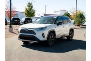 2019 RAV4 Hybrid XSE en Santa Fe