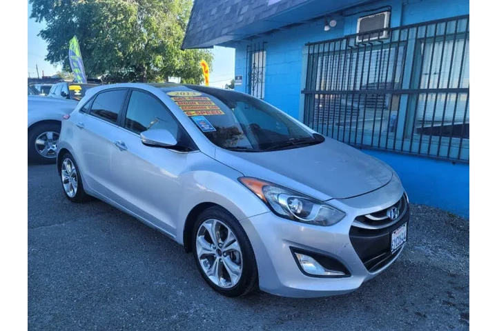 $9999 : 2013 Elantra GT image 2