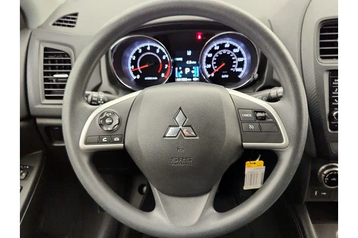 $17998 : Mitsubishi Outlander Sport 2 image 10