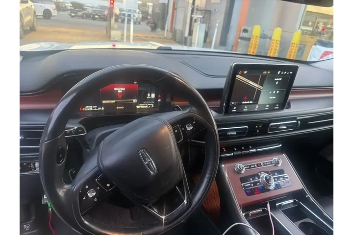 $31567 : Lincoln Aviator 2021 Reserve image 4