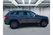$17555 : Jeep Grand Cherokee 2019 4x4 thumbnail
