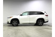 $24998 : Toyota Highlander 2016 XLE 4 thumbnail