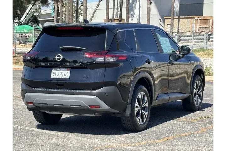 $17999 : Nissan Rogue 2023 SV 4dr Cro image 3