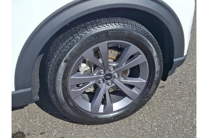 $32995 : Ford Explorer 2023 AWD XLT 4 image 8