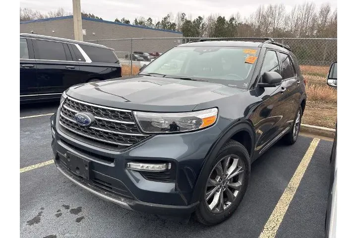 $31998 : Ford Explorer 2022 AWD XLT 4 image 1