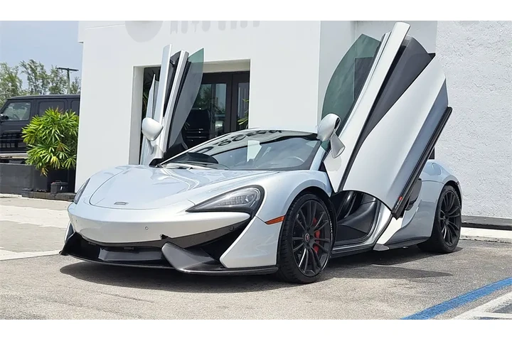 $147995 : McLaren 570S image 2