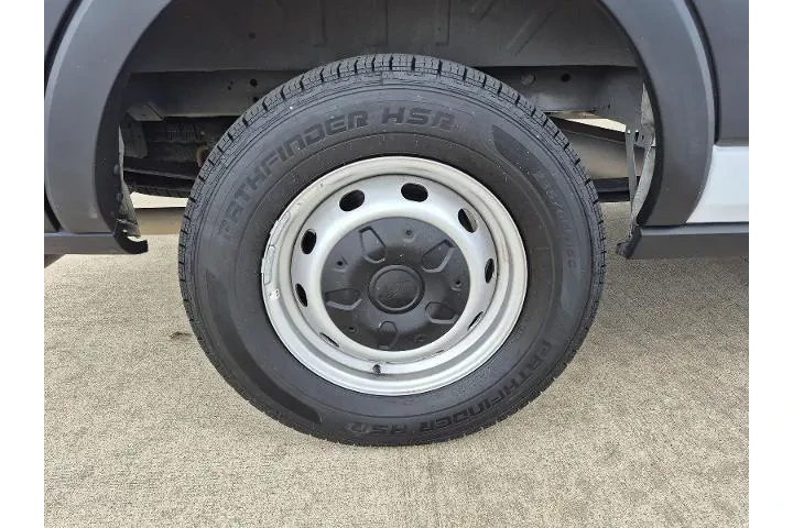 $39981 : Ford Transit 2023 250 3dr LW image 10