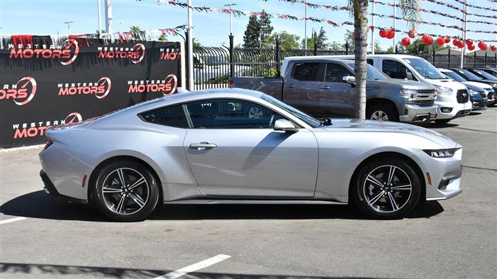 $28684 : Mustang EcoBoost Coupe 2D image 9