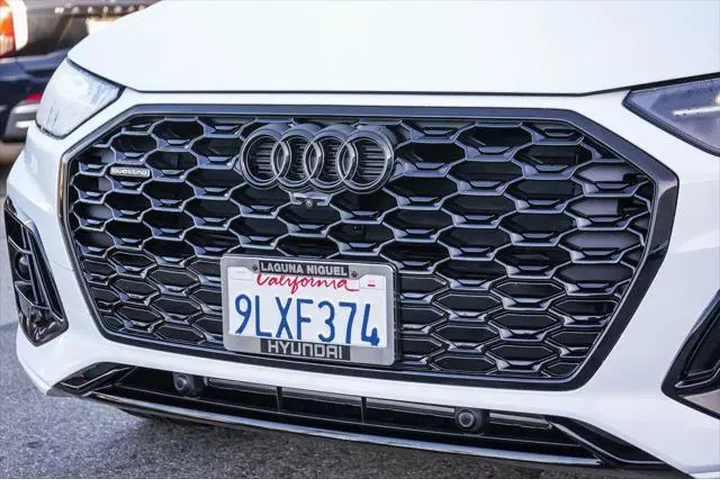 $38498 : Audi Q5 Sportback 2024 AWD q image 5