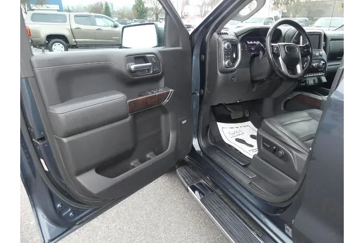 $30990 : GMC Sierra 1500 2020 4x4 Den image 10
