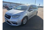 $23900 : Chrysler Pacifica 2023 Touri thumbnail