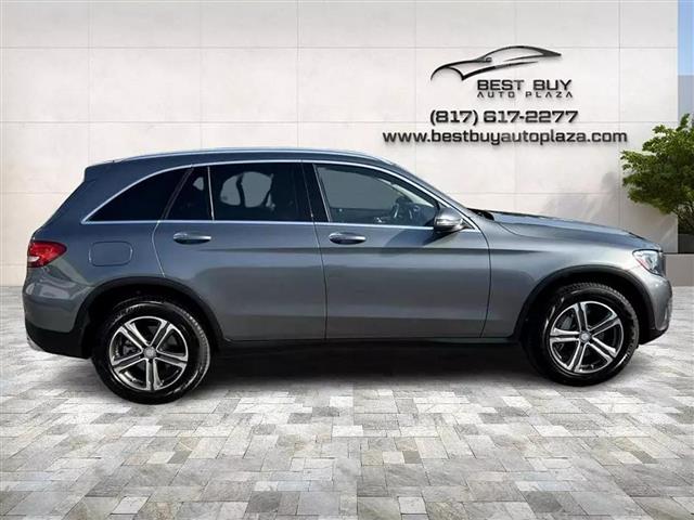 $15995 : 2016 MERCEDES-BENZ GLC GLC 30 image 9