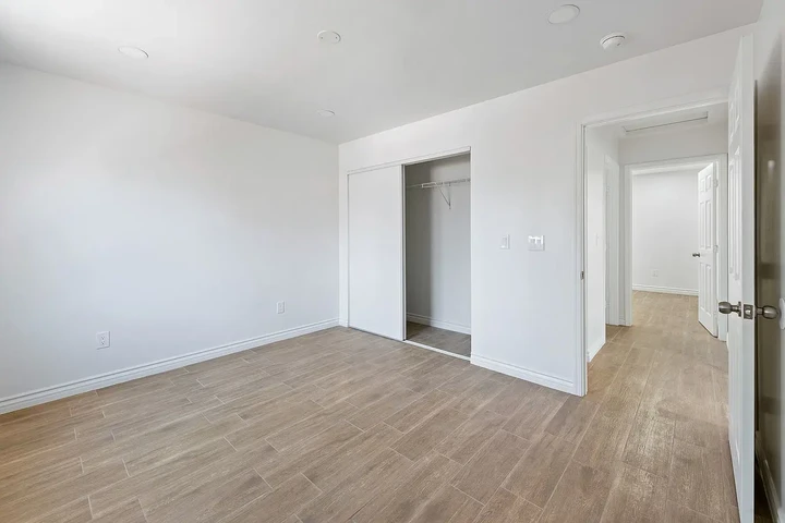 $900 : ADU de nueva construcción de 2 image 5