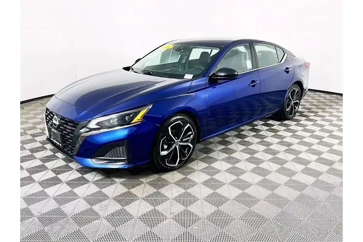 $20500 : Nissan Altima 2024 2.5 SR 4d image 3