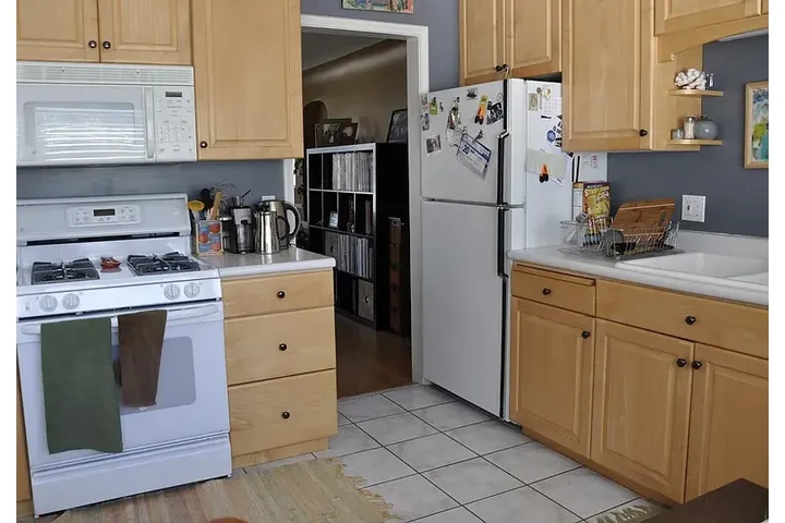 $1580 : HOUSE FOR RENT IN SALT LAKE image 2
