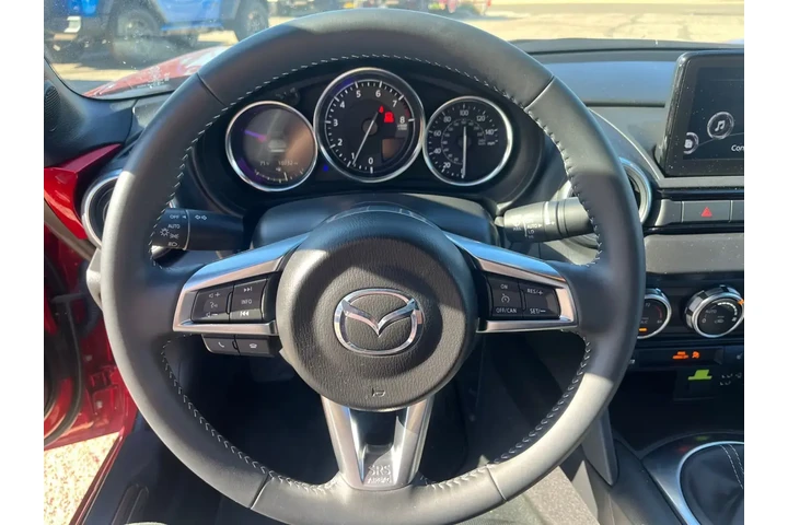 Mazda MX-5 Miata RF 2023 Gra image 9