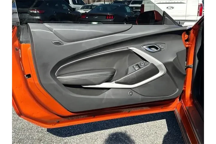 $24848 : Chevrolet Camaro 2022 LS 2dr image 10