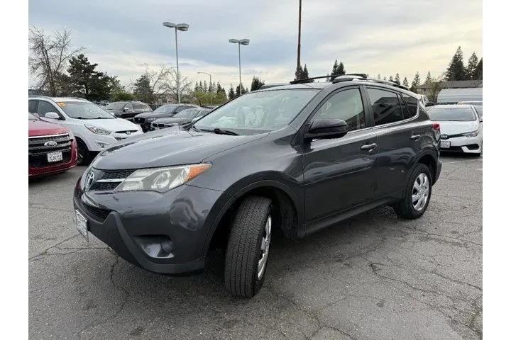 $18981 : Toyota RAV4 2015 LE 4dr SUV image 3