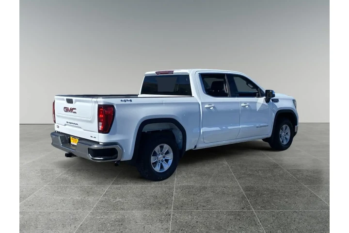 $39314 : GMC Sierra 1500 2023 4x4 SLE image 5