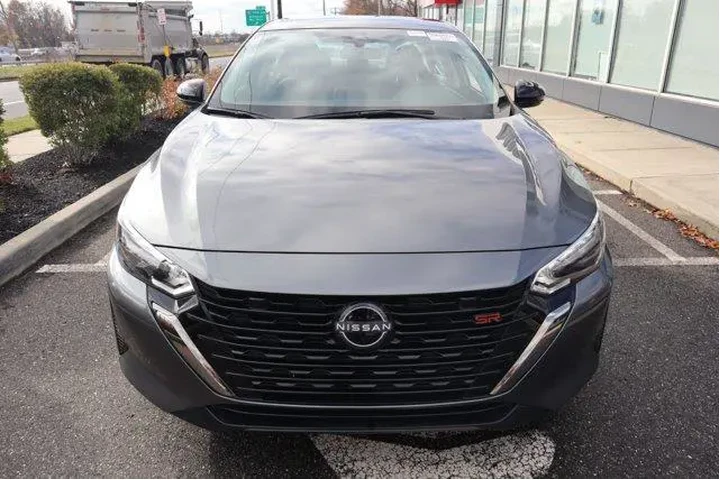 $19476 : Nissan Sentra 2025 SR 4dr Se image 4