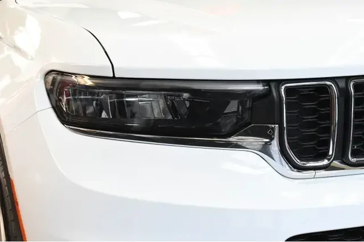 $28995 : Jeep Grand Cherokee L 2023 4 image 4