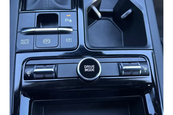 $28749 : Kia K5 2025 GT-Line 4dr Seda image 10