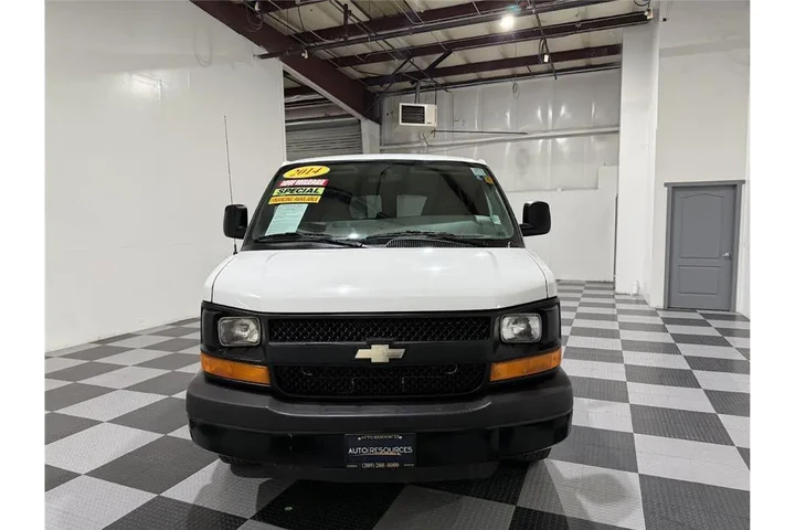 $15499 : Express Passenger 2014 image 2