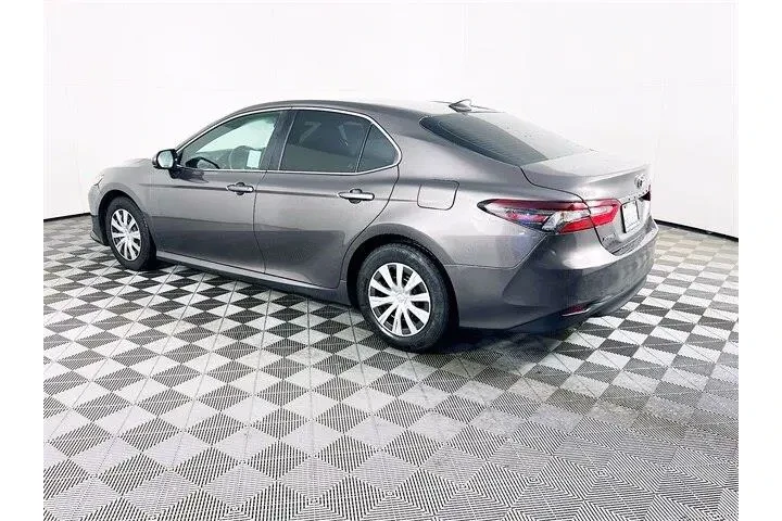 $21900 : Toyota Camry Hybrid 2022 LE image 5