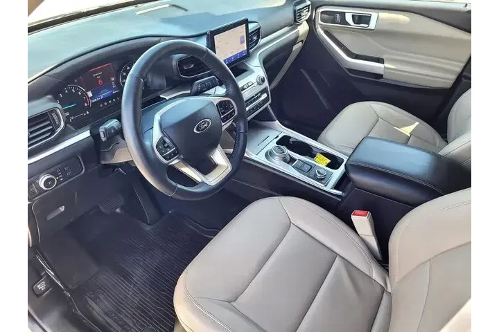 $35888 : Ford Explorer 2022 AWD XLT 4 image 10