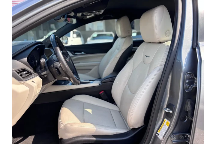 2021 CT4 Premium Luxury image 7