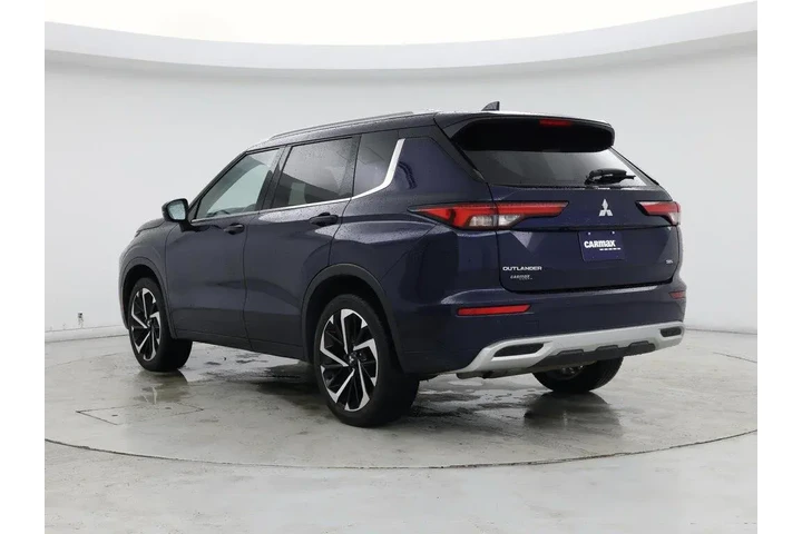 $29998 : Mitsubishi Outlander 2024 SE image 2