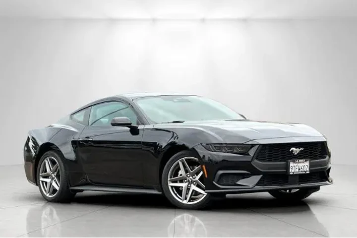 $33995 : Ford Mustang 2025 EcoBoost P image 1
