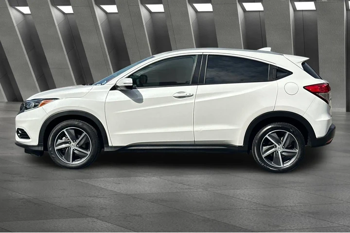 $21500 : Honda HR-V 2022 EX 4dr Cross image 8