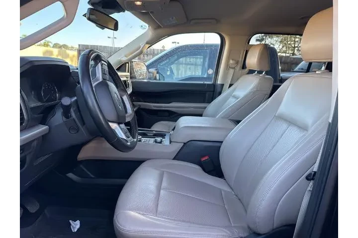 $38449 : Ford Expedition MAX 2024 4x4 image 8