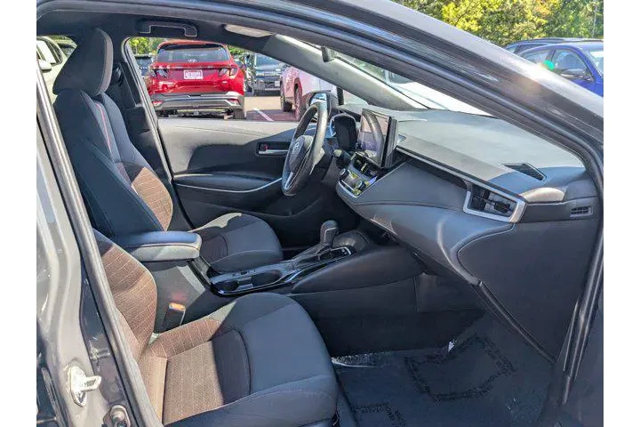 $20144 : Toyota Corolla Hybrid 2023 S image 9