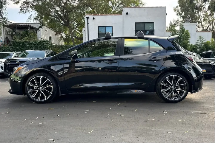 $24499 : Toyota Corolla Hatchback 202 image 7