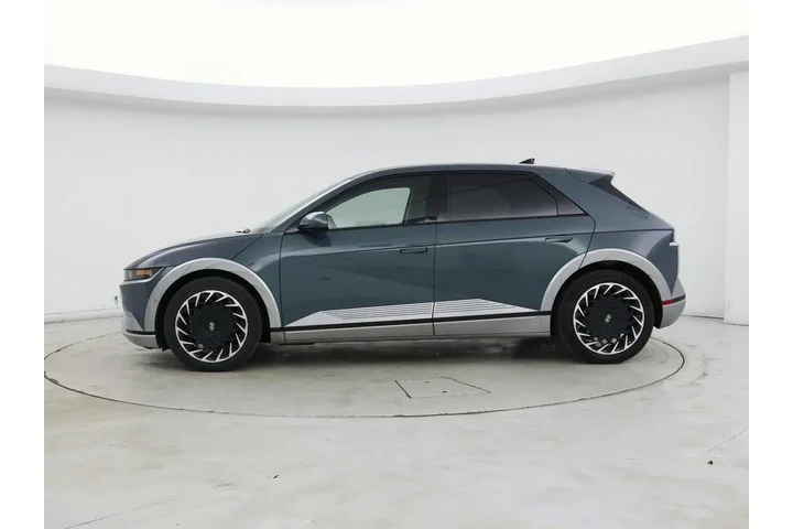 $31998 : Hyundai IONIQ 5 2023 AWD Lim image 3