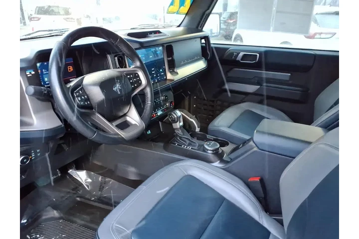 $37826 : Ford Bronco 2022 4x4 Base 2d image 9