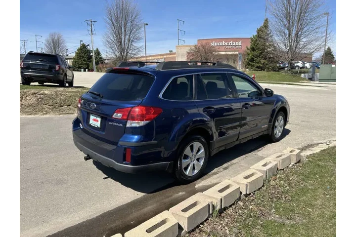 $8490 : 2011 Outback 2.5i Limited image 7